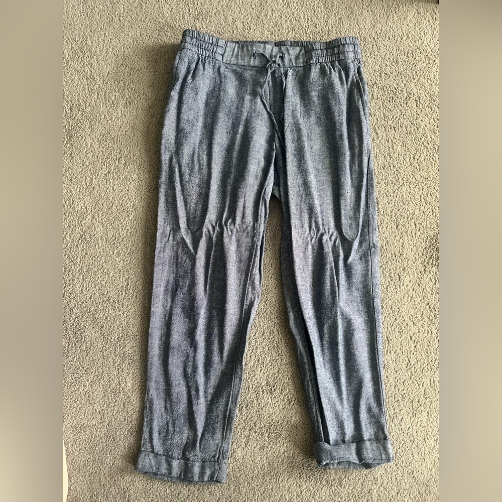 High waisted chambray cropped linen tapered pant - old Navy - size S
